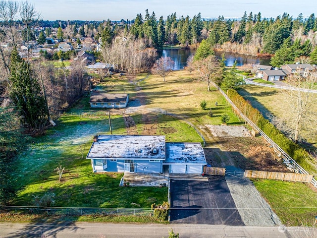 bird's eye view featuring a water view