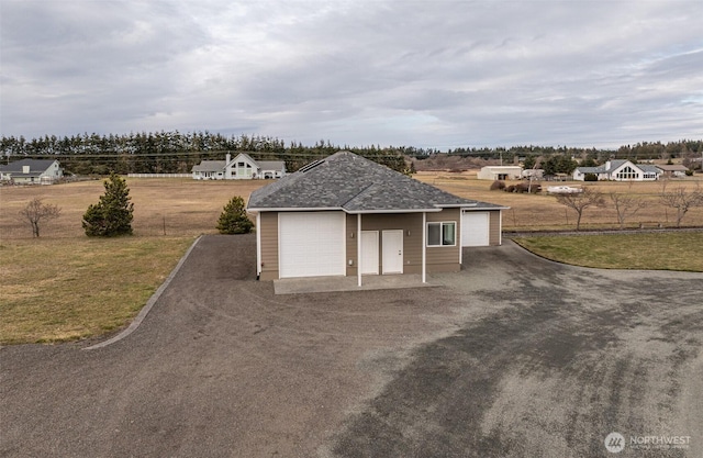 view of detached garage