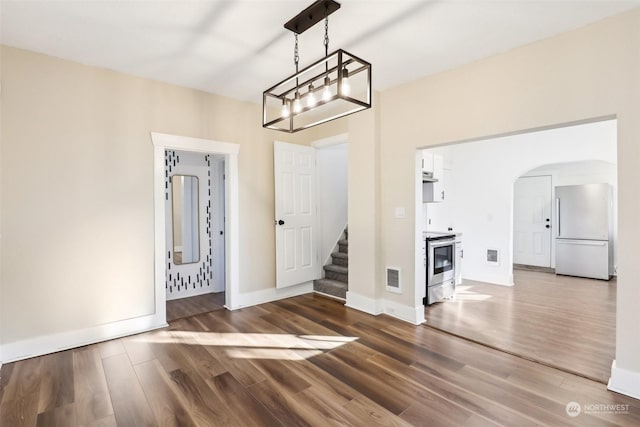 entryway featuring dark hardwood / wood-style floors