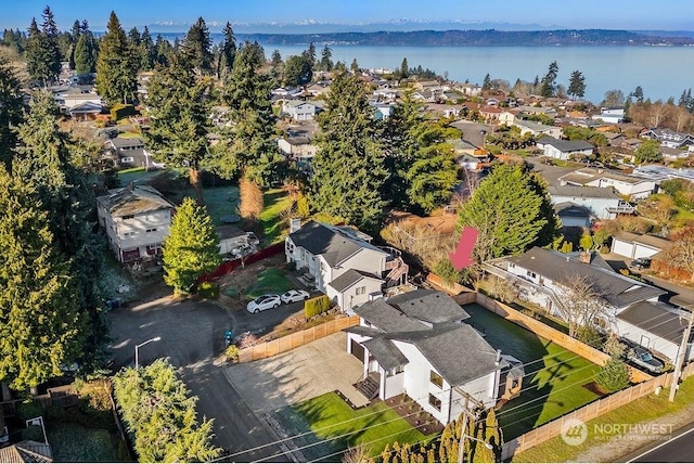 bird's eye view featuring a water view