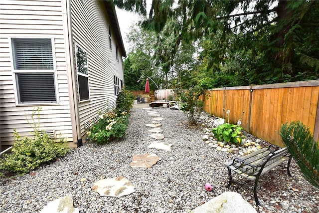 view of yard featuring a patio area