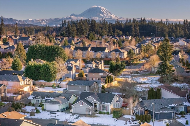 drone / aerial view featuring a mountain view