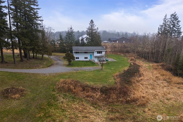 view of front of property with a front lawn