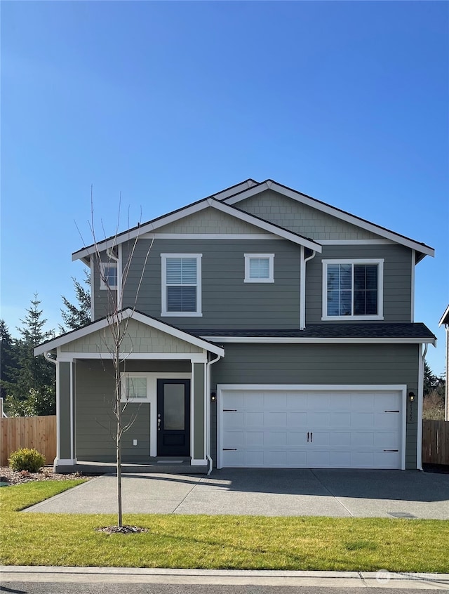 view of front property featuring a garage