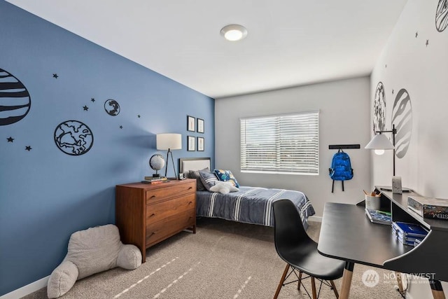 bedroom featuring carpet floors