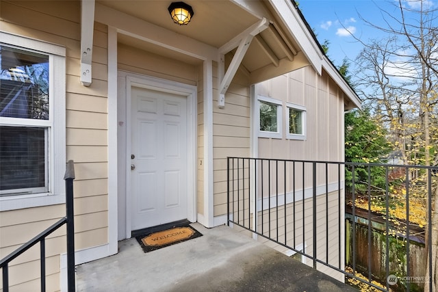 view of property entrance