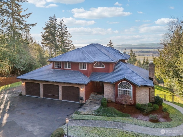 view of front of property featuring a garage