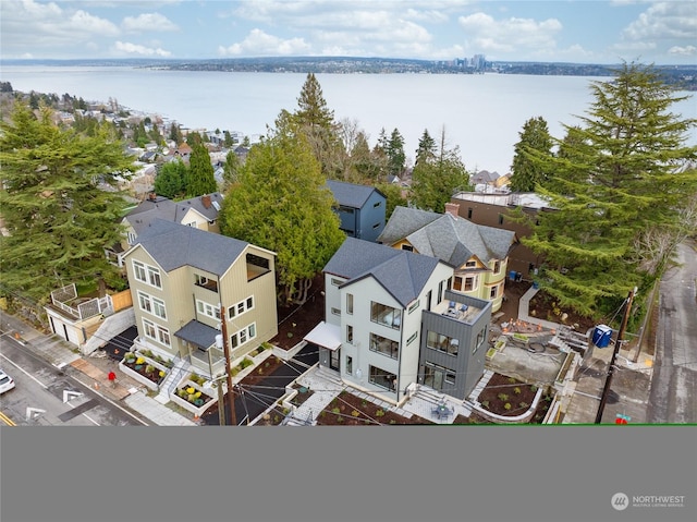 bird's eye view featuring a water view