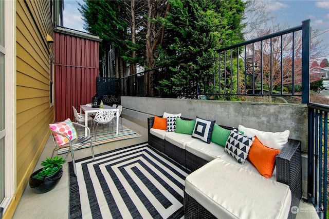 view of patio / terrace featuring outdoor lounge area