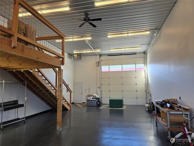 garage featuring ceiling fan