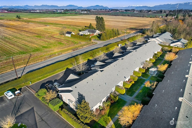 bird's eye view with a mountain view