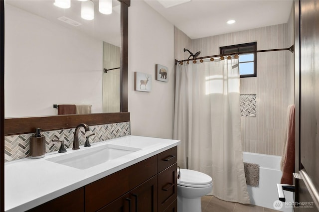 120 Rocky Run Loop, Cle Elum, WA 98922 - full bathroom with vanity, shower / bath combo, tasteful backsplash, and tile patterned floors