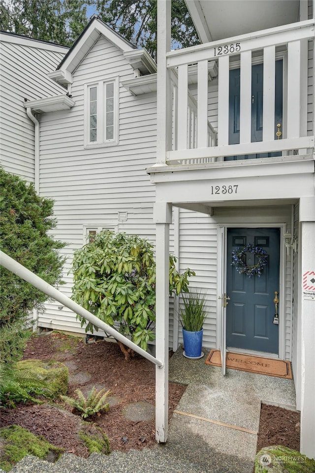 view of doorway to property