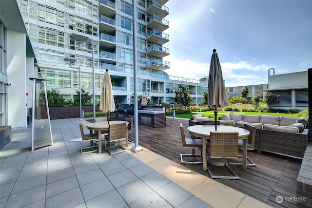 view of patio / terrace featuring outdoor lounge area