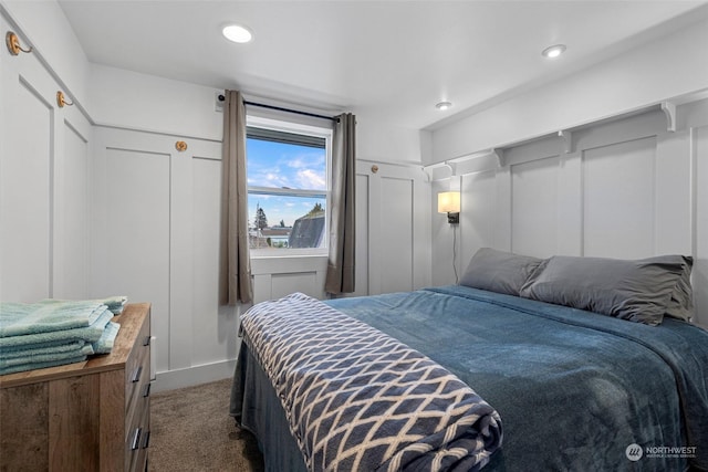 view of carpeted bedroom