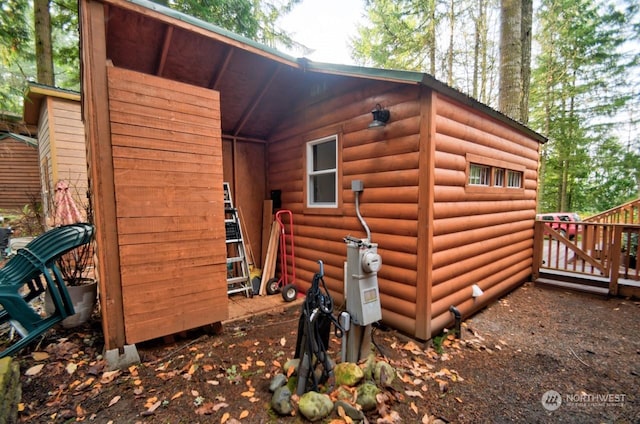 view of outbuilding