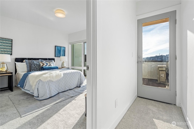 view of carpeted bedroom