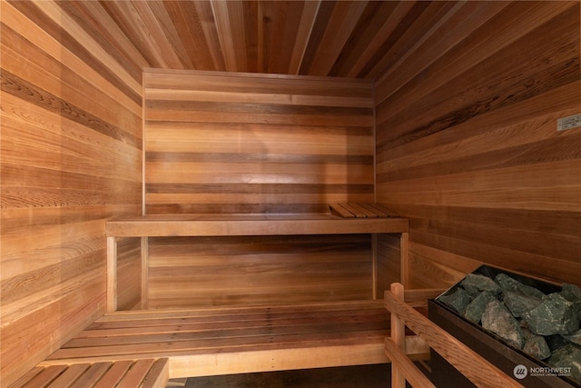 view of sauna / steam room