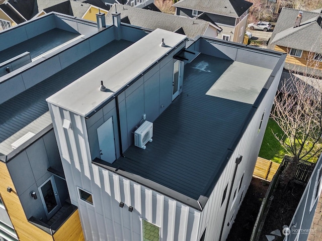 bird's eye view featuring a residential view