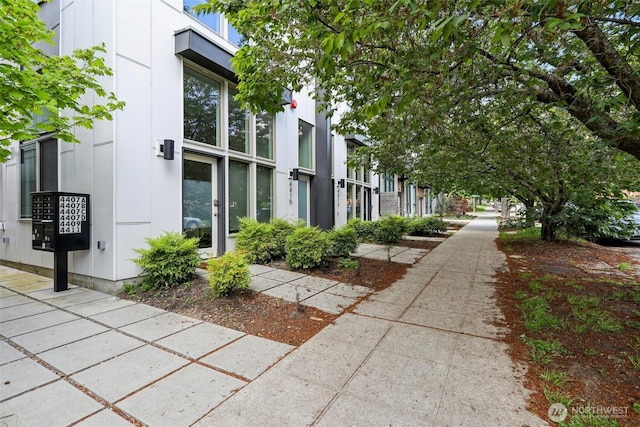 4407 42nd Ave SW Unit D, Seattle, WA 98116 - exterior space