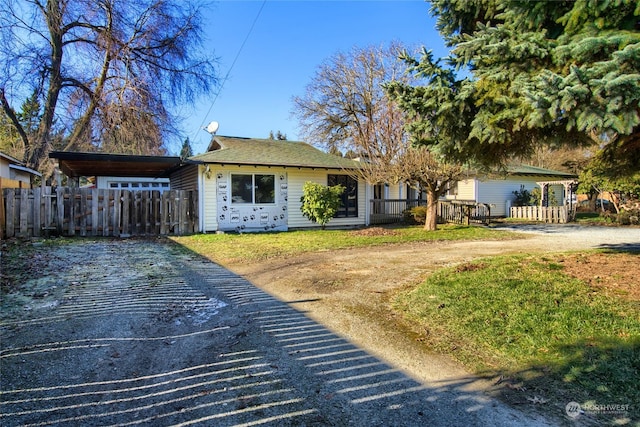 view of front of house