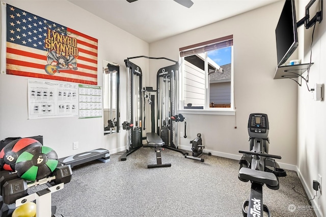 exercise room featuring ceiling fan