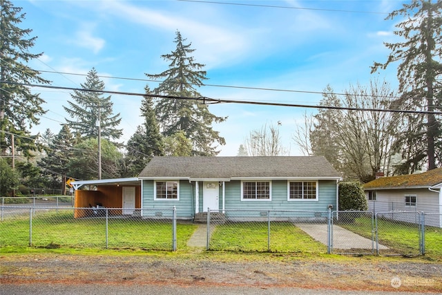 ranch-style house featuring a front yard