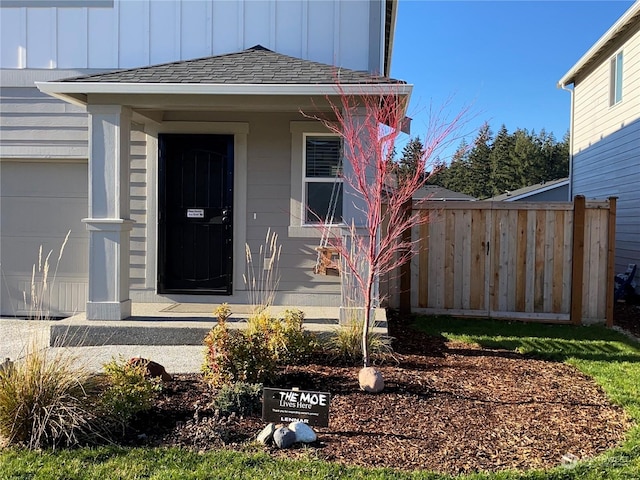 view of property entrance