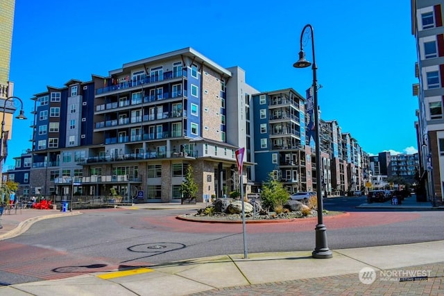 Listing photo 2 for 4961 Main St Unit 315, Tacoma WA 98407