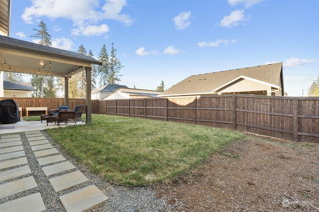 view of yard featuring a patio