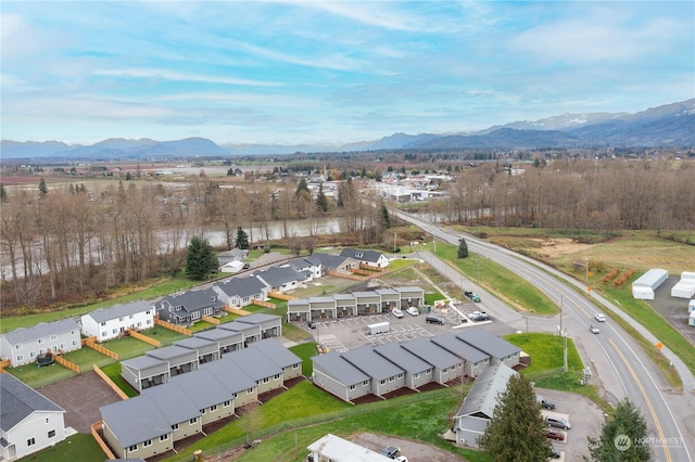 bird's eye view with a mountain view