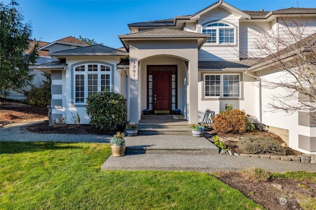 view of front of house featuring a front yard