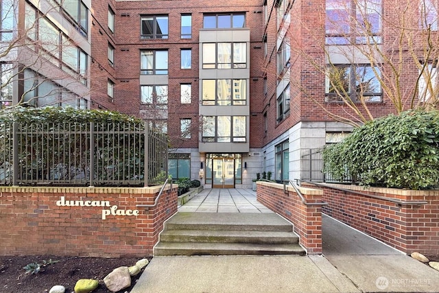 4547 8th Ave NE Unit 306, Seattle, WA 98105 - photo 1