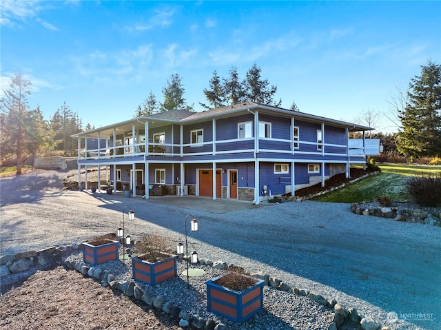 view of front of home featuring a garage