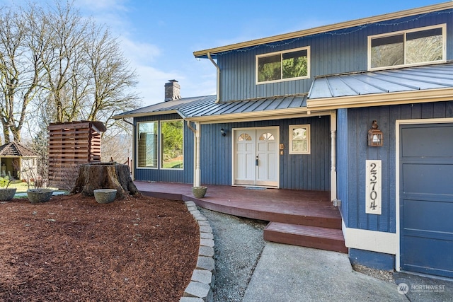 view of front of house featuring a porch