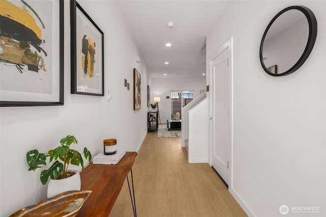 1510E Hollow Dale Pl, Everett, WA 98204 - hall featuring light wood-style flooring, recessed lighting, and baseboards