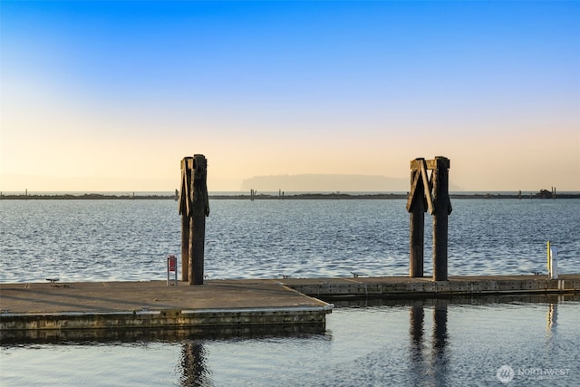 1510E Hollow Dale Pl, Everett, WA 98204 - dock area featuring a water view