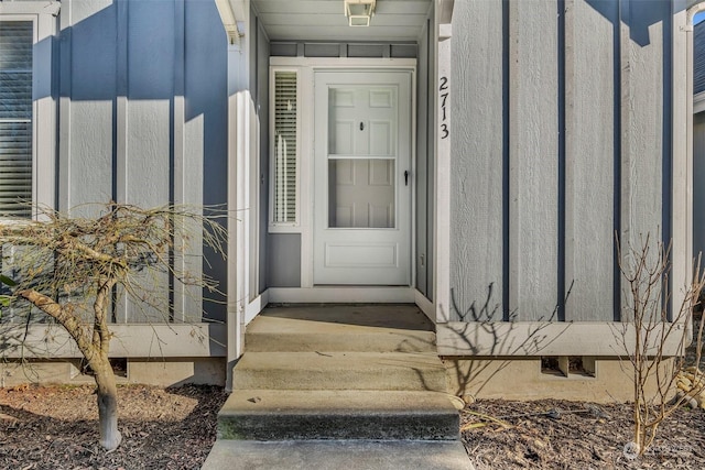 view of property entrance