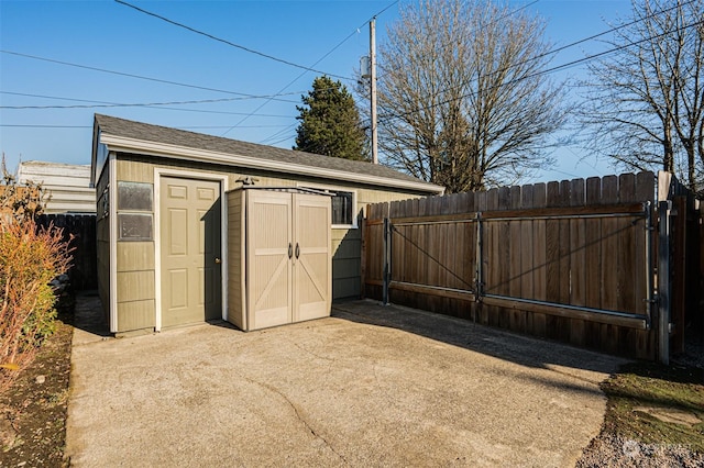 view of outbuilding