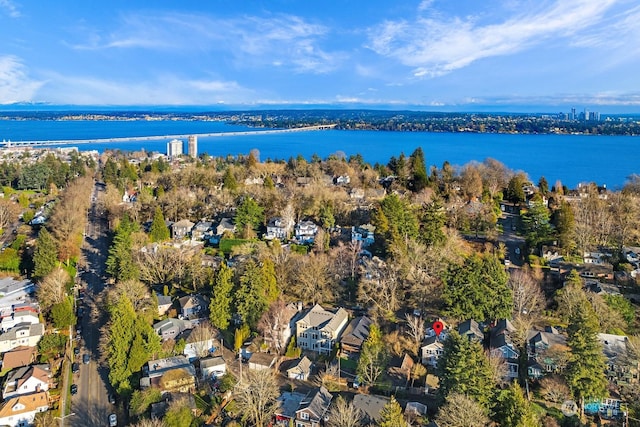 bird's eye view with a water view