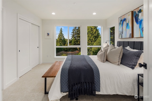 view of carpeted bedroom