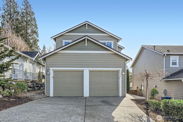 view of front of house featuring driveway