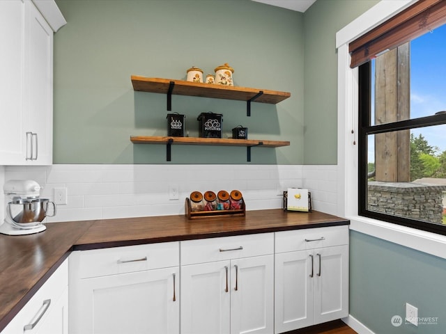 bar with tasteful backsplash