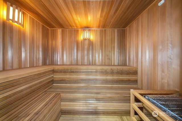 view of sauna / steam room