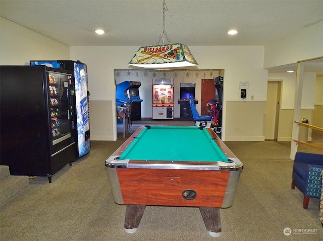 playroom featuring billiards, a textured ceiling, and carpet flooring