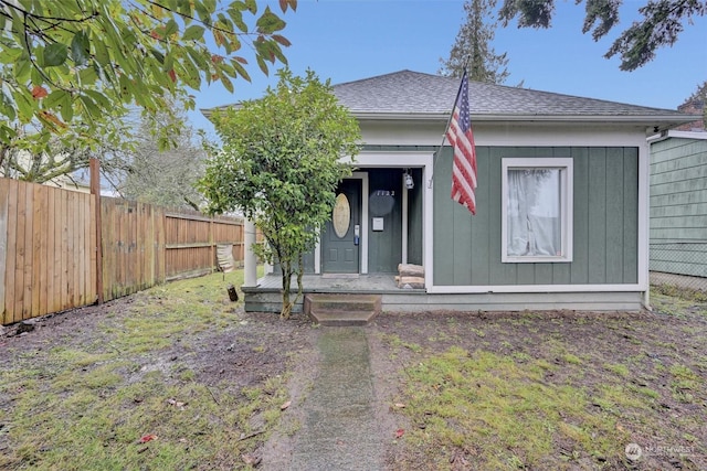 view of front of property