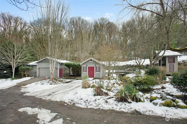 view of front of house featuring a garage