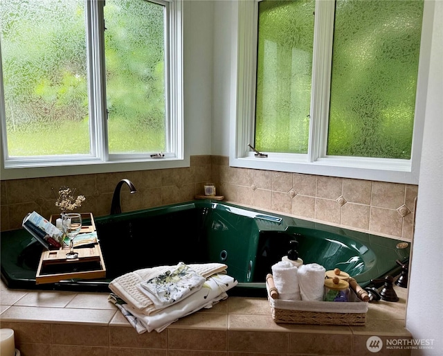 23415 152nd Ave E, Graham, WA 98338 - full bathroom with a whirlpool tub
