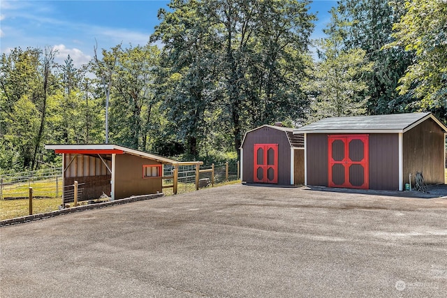 view of outbuilding