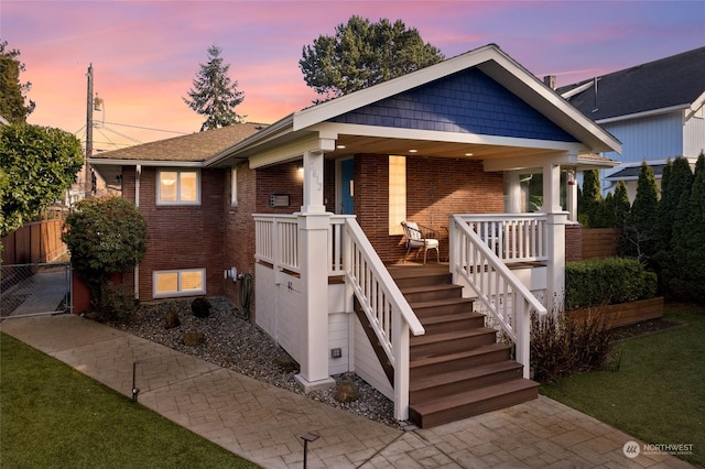 view of front of house featuring a porch